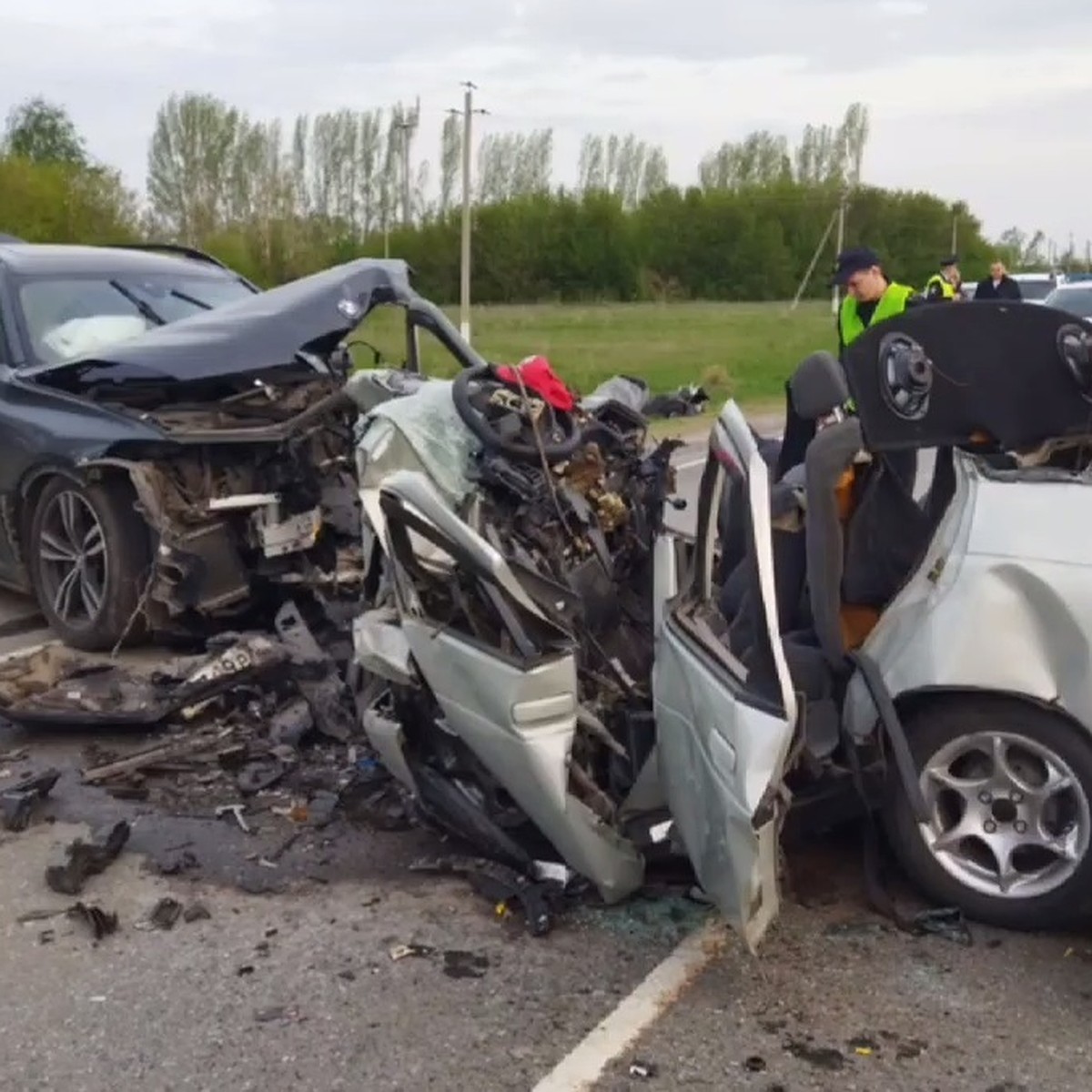 28 апреля в аварии на трассе под Димитровградом погибли три человека - KP.RU