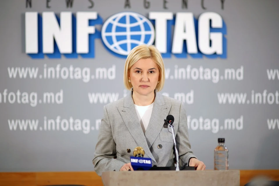 Ирина Влах, председатель Ассоциации «Платформа Молдова», обратилась к гражданам, в ходе пресс-конференции. Фото:infotag.md