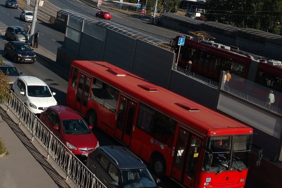 Автобусы № 1, 31, 47 и 74 будут останавливаться в районе дома №69 по улице Островского