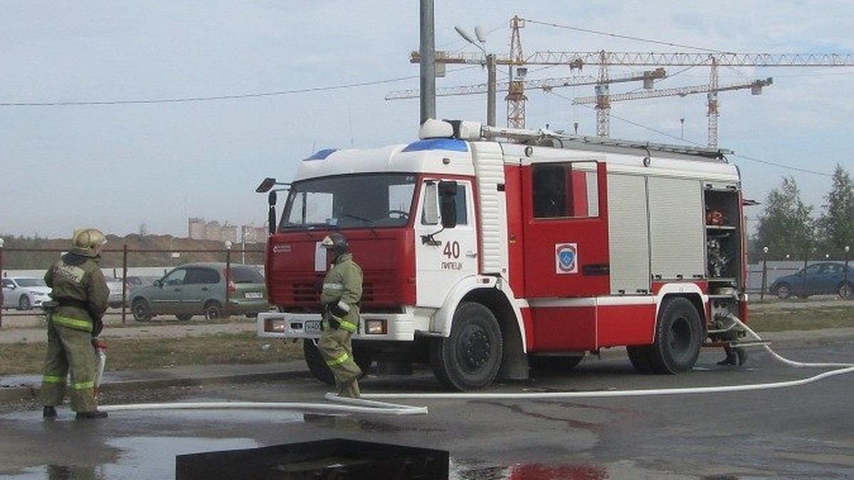 В Казани загорелся частный дом на улице Аэропортовской - KP.RU