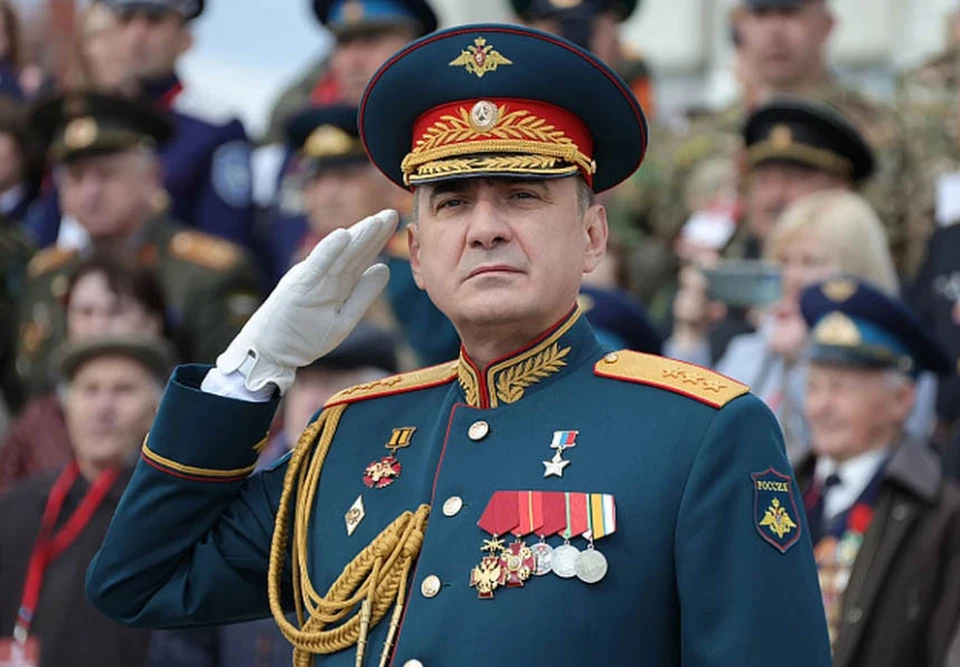 Поздравление губернатора Тульской области Героя России Алексея Дюмина с Декм Победы