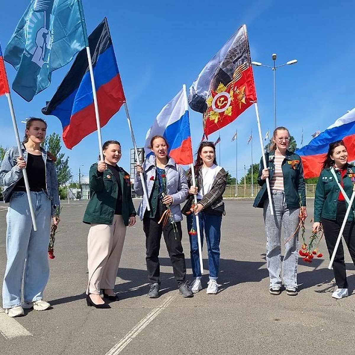 Автопробег по Донецку, новый памятник в Мариуполе и первый Вечный огонь в  Авдеевке: Как в ДНР отметили День Победы - KP.RU