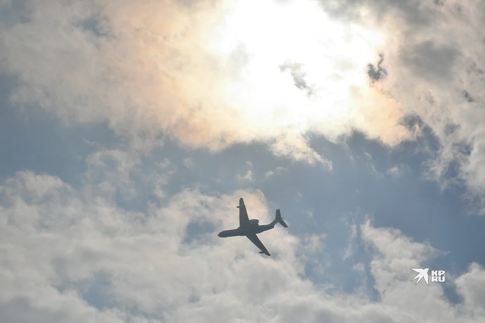 Женщина, летевшая в Тбилиси, умерла на боту самолета