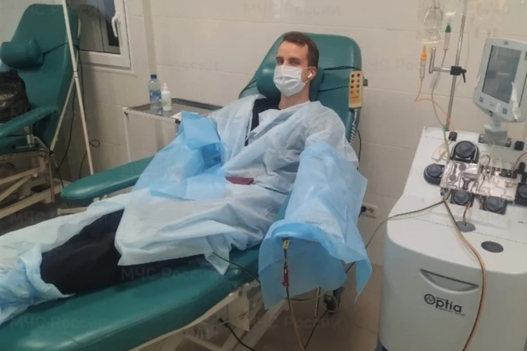 Спасатель в квадрате: сотрудник кировского МЧС стал донором для онкобольного ребенка