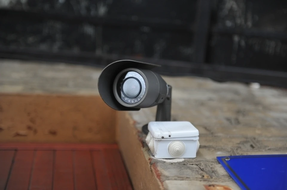 В Шиханах охранник установил камеру для слежки за фельдшером (фото: архив КП)