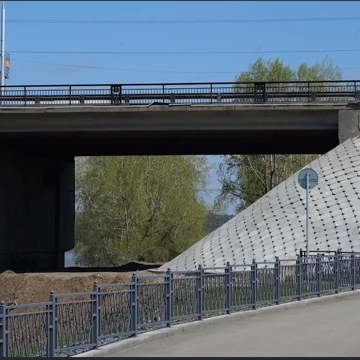 В ночь на 25 мая Кузбасский мост в Кемерове частично перекроют для ремонта:  рассказываем, что изменится - KP.RU