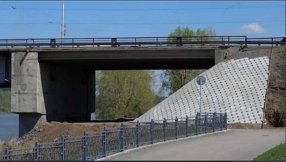 Полного перекрытия Кузбасского моста не будет.