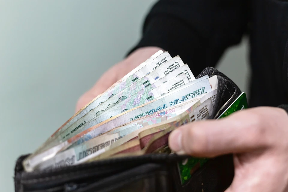 В Красноярске адвокат помогал мошенникам обналичивать материнский капитал