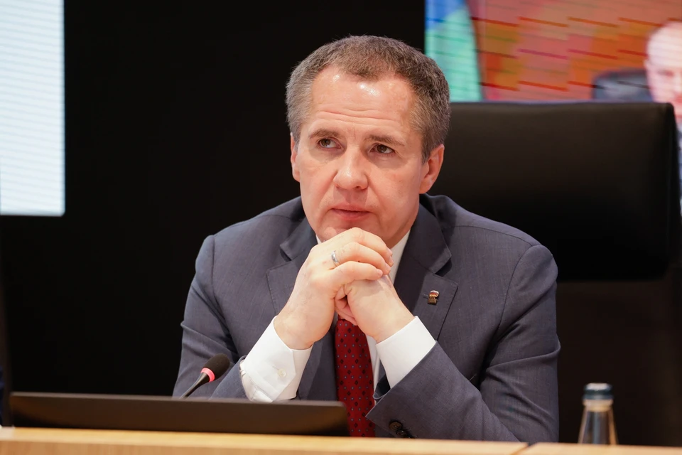 Гладков рассказал о первой общественной приемке капремонта МКД в Чернянке.