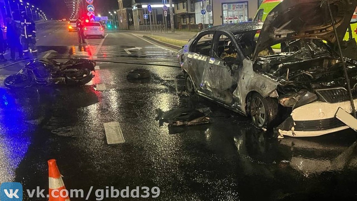 Скончался мотоциклист, пострадавший в ночном ДТП на Московском проспекте -  KP.RU