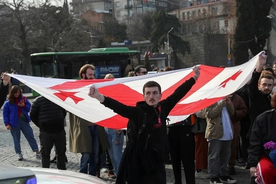 FP: Грузия может лишиться статуса кандидата в ЕС из-за закона об иноагентах