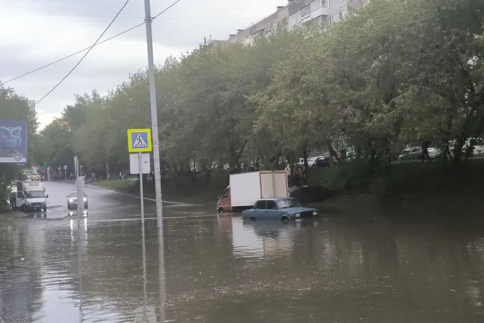 В Новосибирске не собираются делать ливневки в ближайшие 3 года. Фото: читатель КП