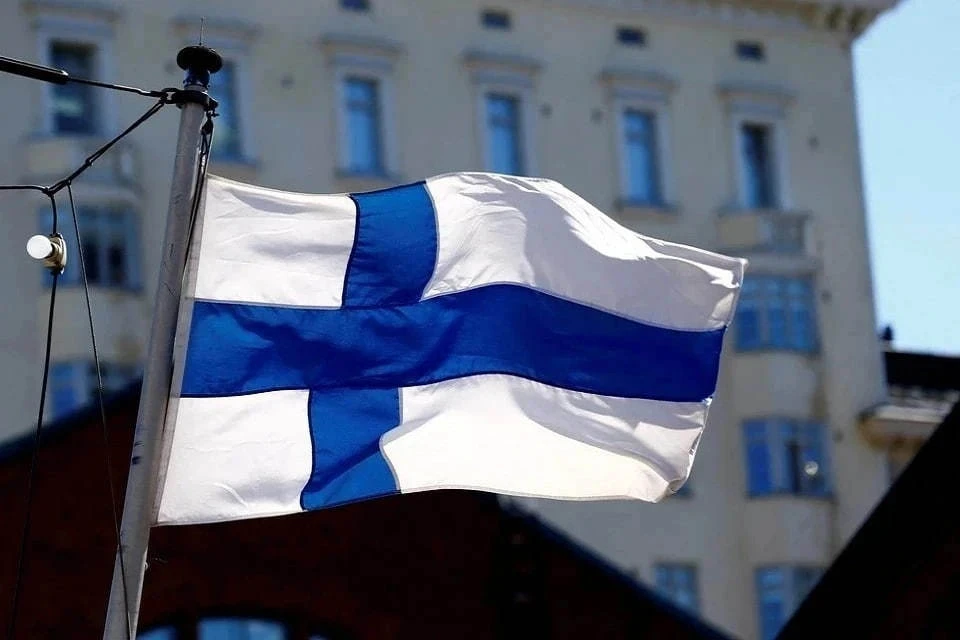 Финляндия будет высылать прибывающих через границу с Россией беженцев