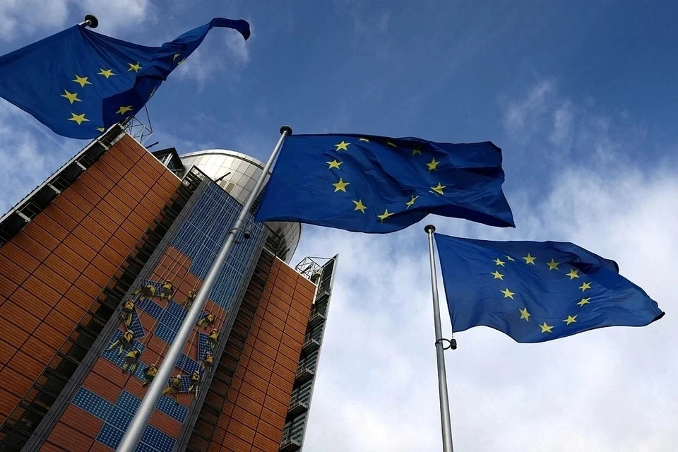 Economist: дефицит взрывчатки мешает ЕС наращивать производство снарядов Киеву