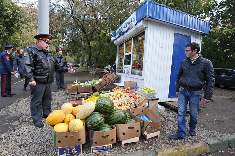 . Торговцев наказывают рублем: штрафы за продажу товаров варьируются от 3 до 5 тысяч рублей.