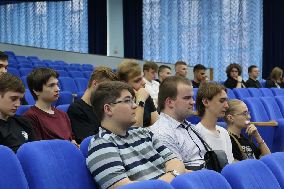 Студенты КубГТУ выразили готовность вступить в ряды цифровых волонтеров. Фото: пресс-службы админситрации Краснодарского края.