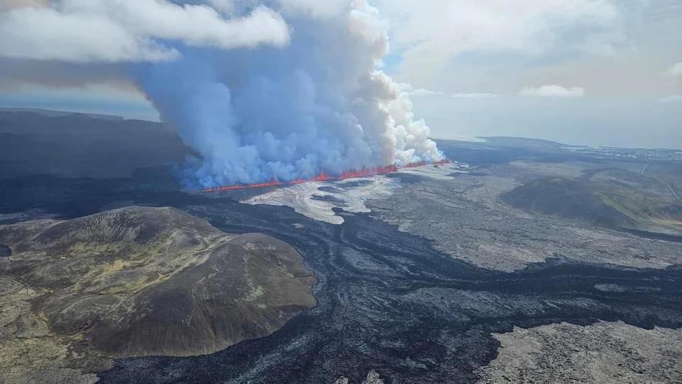 Рассказываем подробности извержения вулкана в Исландии