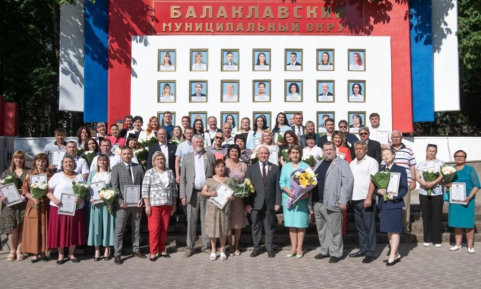 Финальным аккордом мероприятия стал снимок на память. Фото: sev.gov.ru