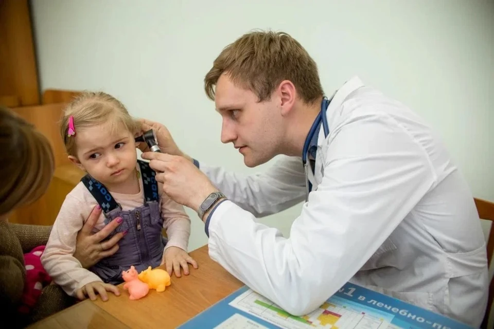 Белорусский врач сказал про опасность ватных палочек для ушей маленьких детей. Снимок носит иллюстративный характер.
