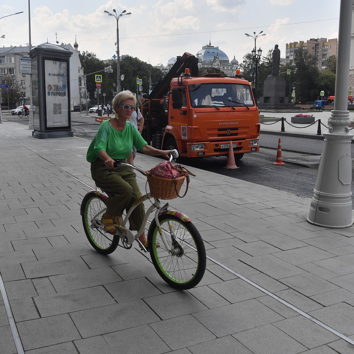 В Саратовской области женщина на легковушке сбила женщину-велосипедиста -  KP.RU