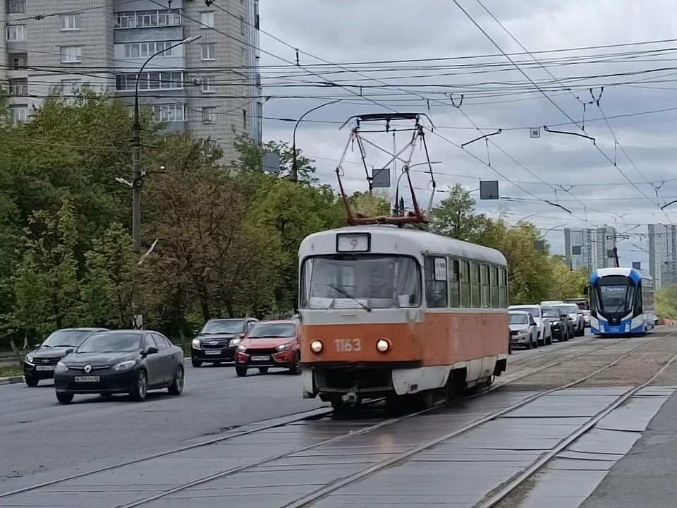 На Железной Дивизии в Ульяновске встали трамваи из-за упавшей пассажирки | ФОТО: телеграм-канал Трамвай | Троллейбус | Ульяновск