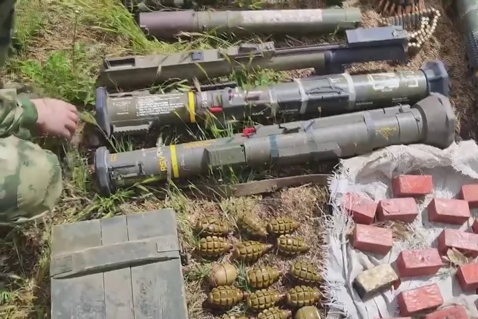 В ДНР уничтожили схрон ВСУ с иностранным вооружением. Фото: Росгвардия