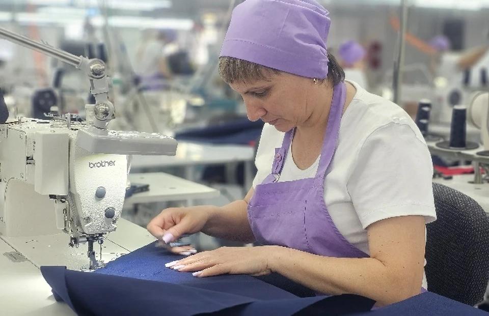 В Запорожской области действует производственно-торговое швейное предприятие "Элегант". ФОТО: правительство ЗО