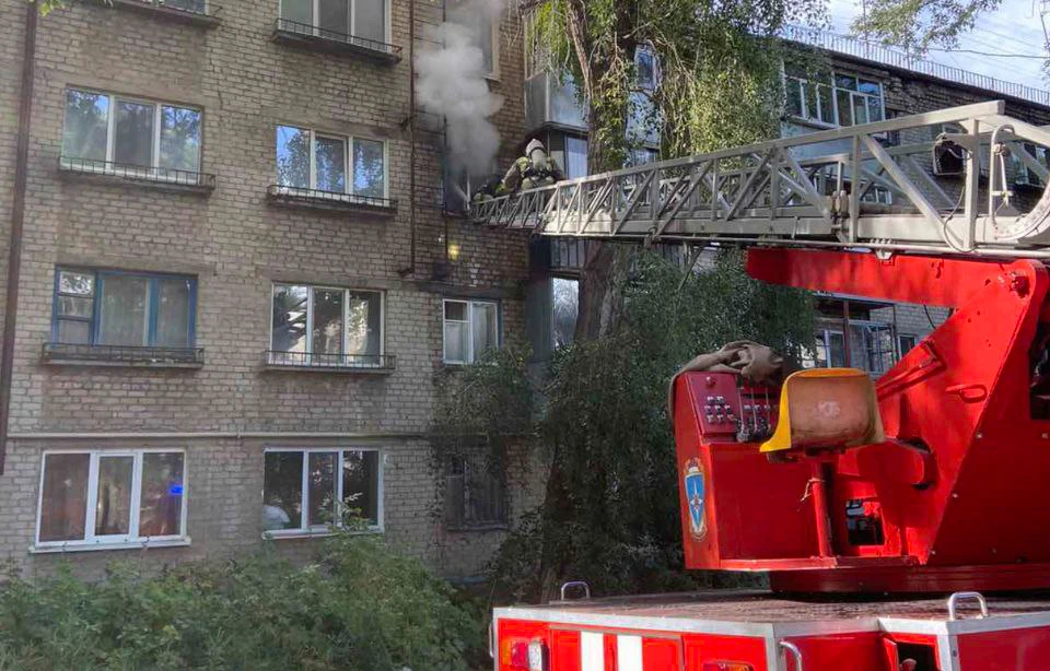 В Ульяновске во время пожара наРябикова из дома эвакуировали семерых человек | ФОТО: ГУ МЧС России по Ульяновской области