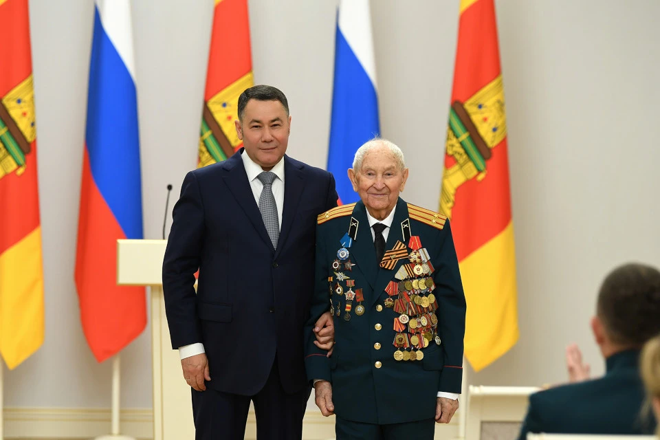 Участник Великой Отечественной войны, почётный гражданин Тверской области Иван Кладкевич награждён Орденом Александра Невского.
