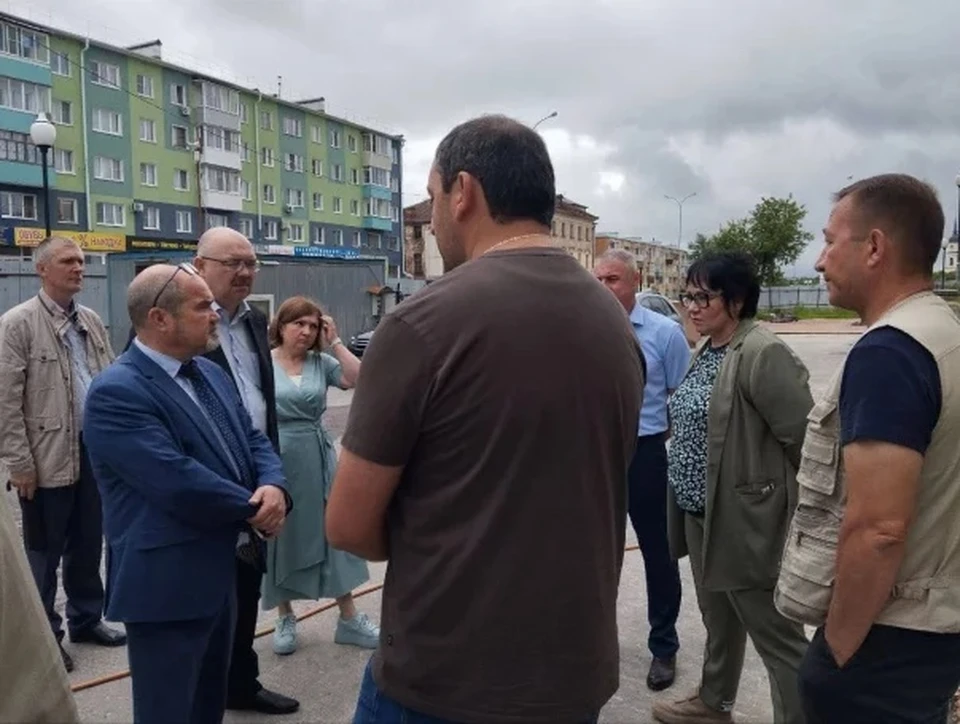 Строителям поручили ускорить монтаж сцены нового ТЮЗа