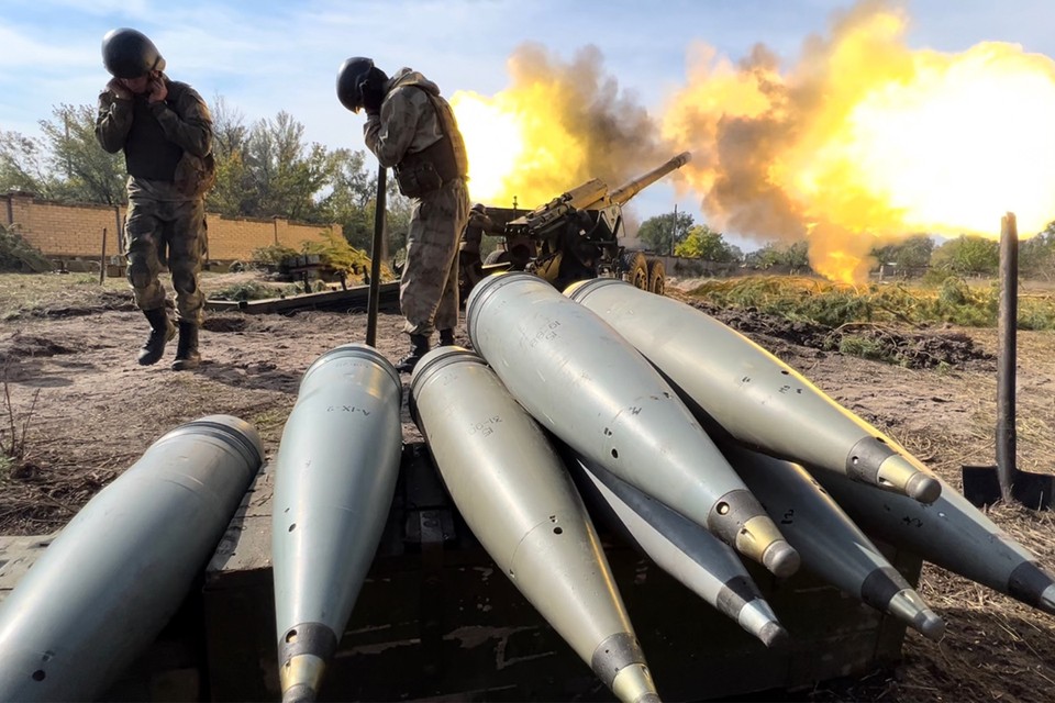 Минобороны РФ: Российские войска за сутки уничтожили более 2165 боевиков ВСУ