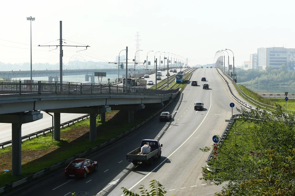 В Кемерове начался ремонт Кузнецкого моста.