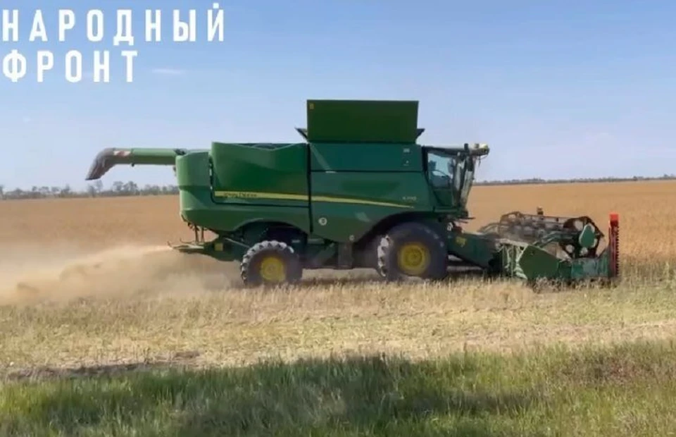 Заместитель министра природных ресурсов Херсонской области Игорь Михайленко встретился с инициативной группой фермеров. Фото: Народный фронт Херсонской области