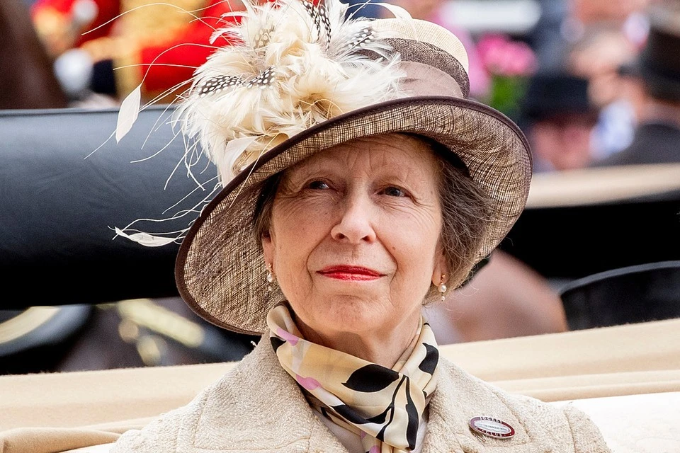 Telegraph: дочь Елизаветы II Анна частично потеряла память из-за сотрясения
