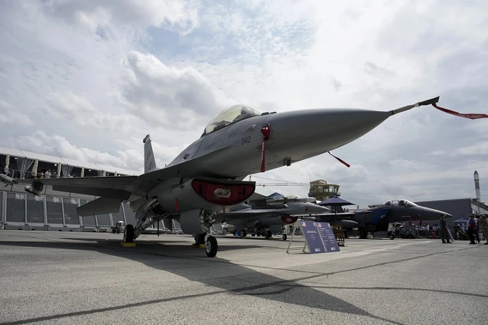 Дания подготовила первую группу обслуживания F-16 для ВСУ, но не пилотов