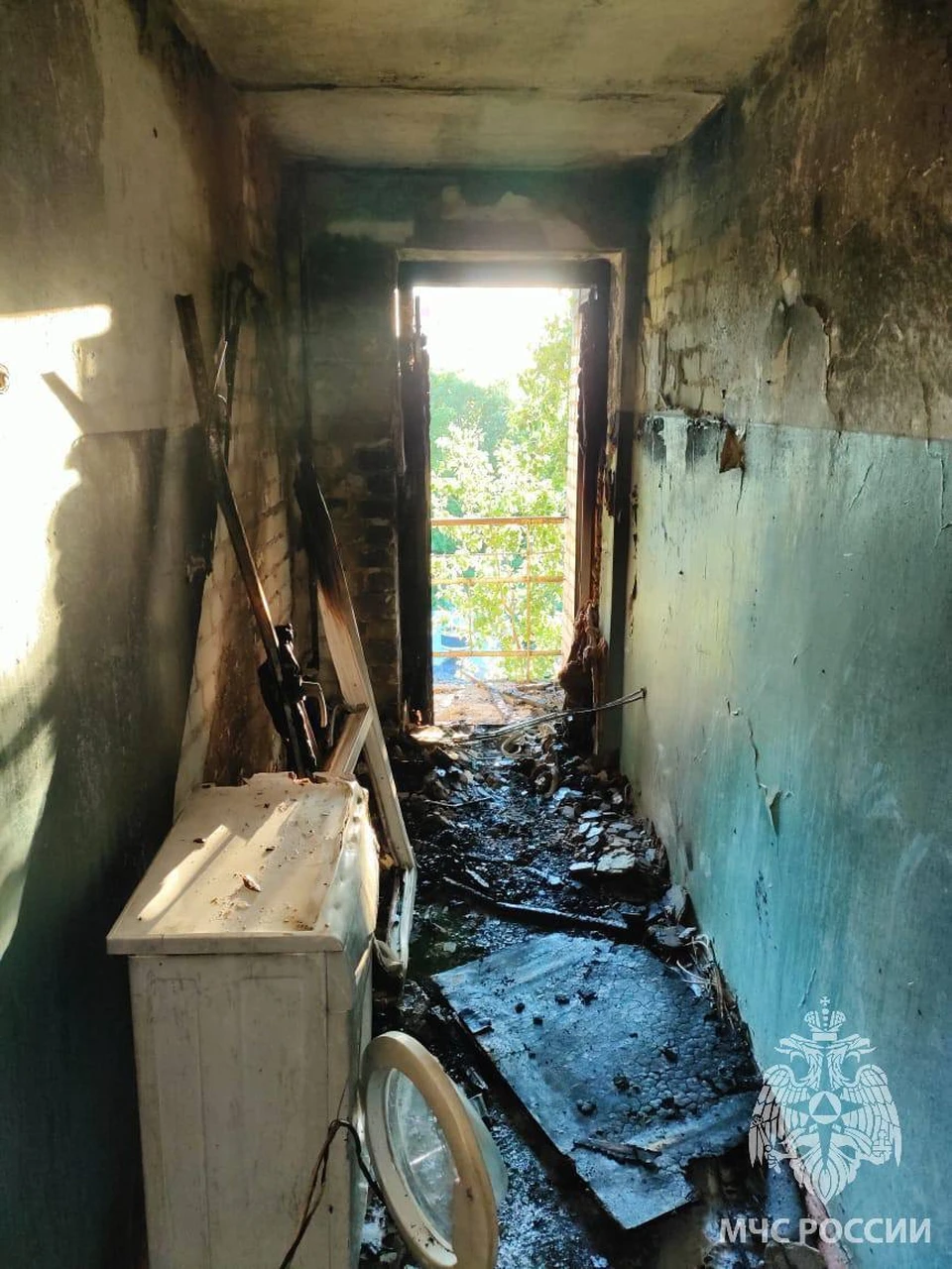 Пожар в Ленинском районе Саратова (фото: ГУ МЧС)