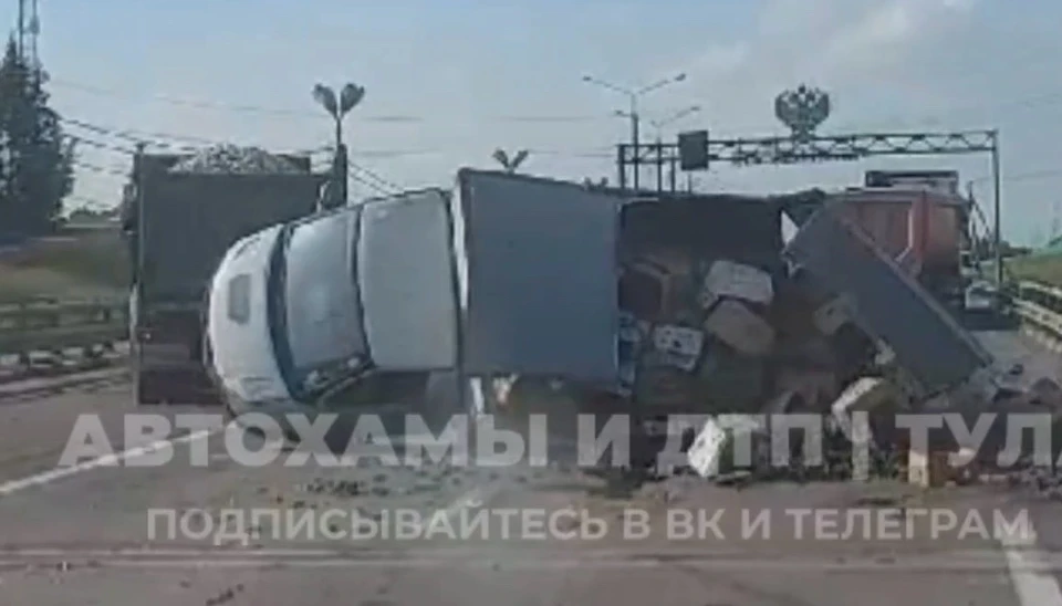 Фото: телеграм-канал "Автохамы и ДТП|Тула"