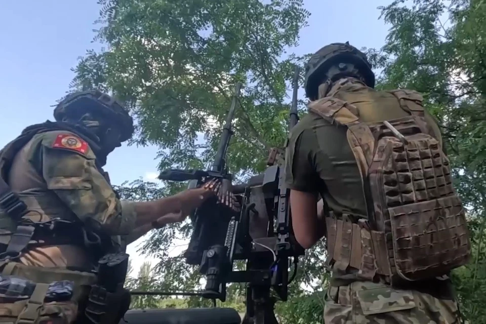 Боевые умения и смекалка в российской армии идут нога в ногу. Фото: Минобороны РФ