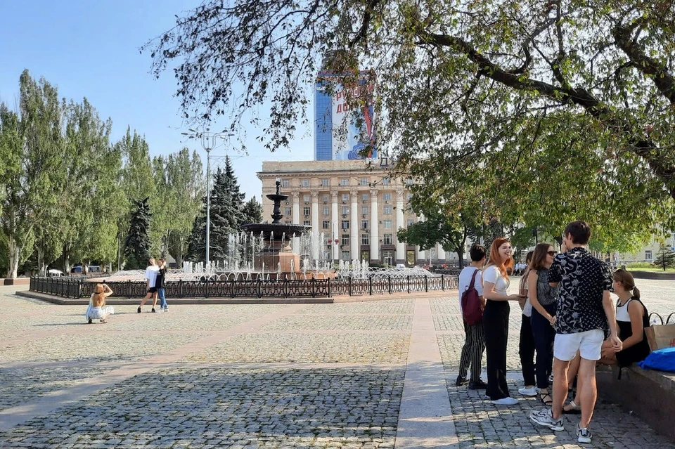 Жителям советуют беречь себя и не перегреваться на солнце