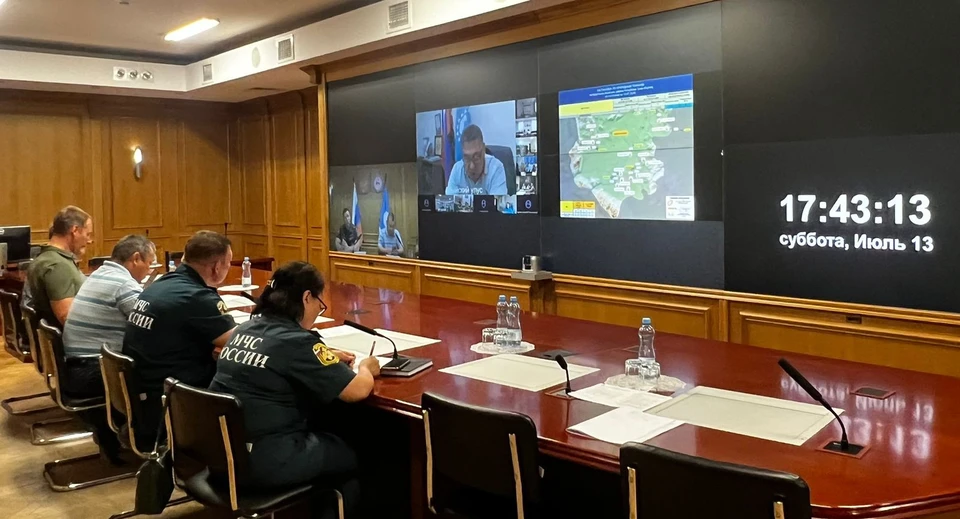 Удалось ликвидировать один лесной пожар и локализовать еще пять природных возгораний. Фото: Правительство Якутии.