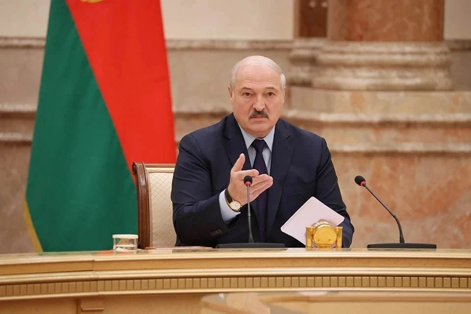 Лукашенко: Урегулированием обстановки на границе с Украиной занимались военные