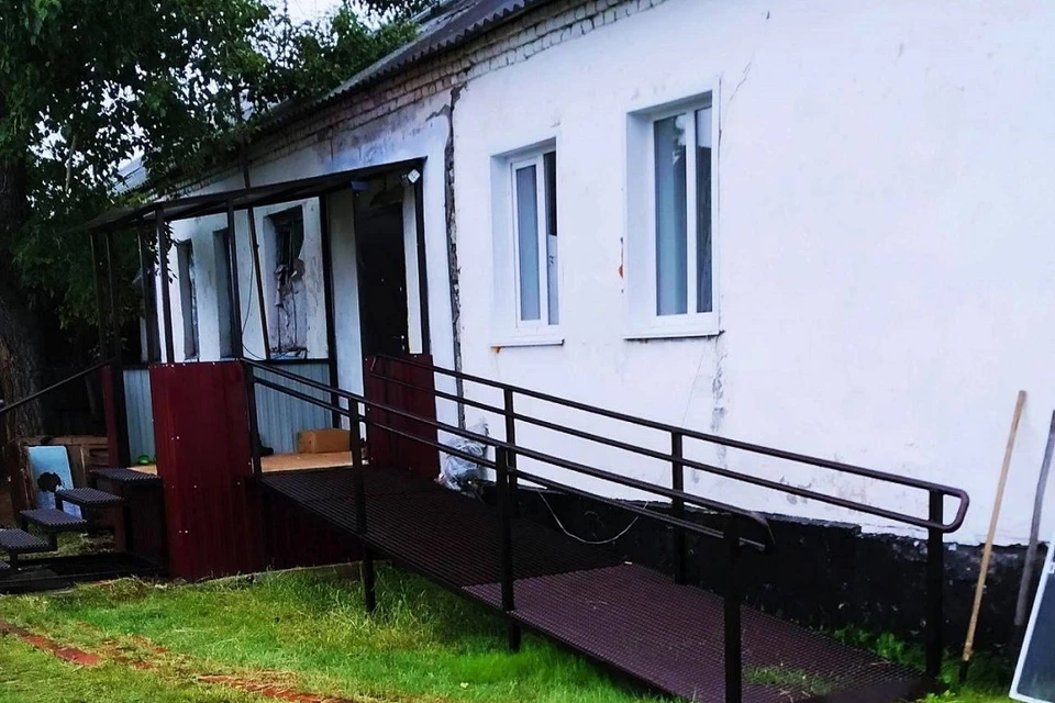 Под Новосибирском инвалиду-колясочнику предоставили жилье в доме без пандусов. Фото: прокуратура НСО.