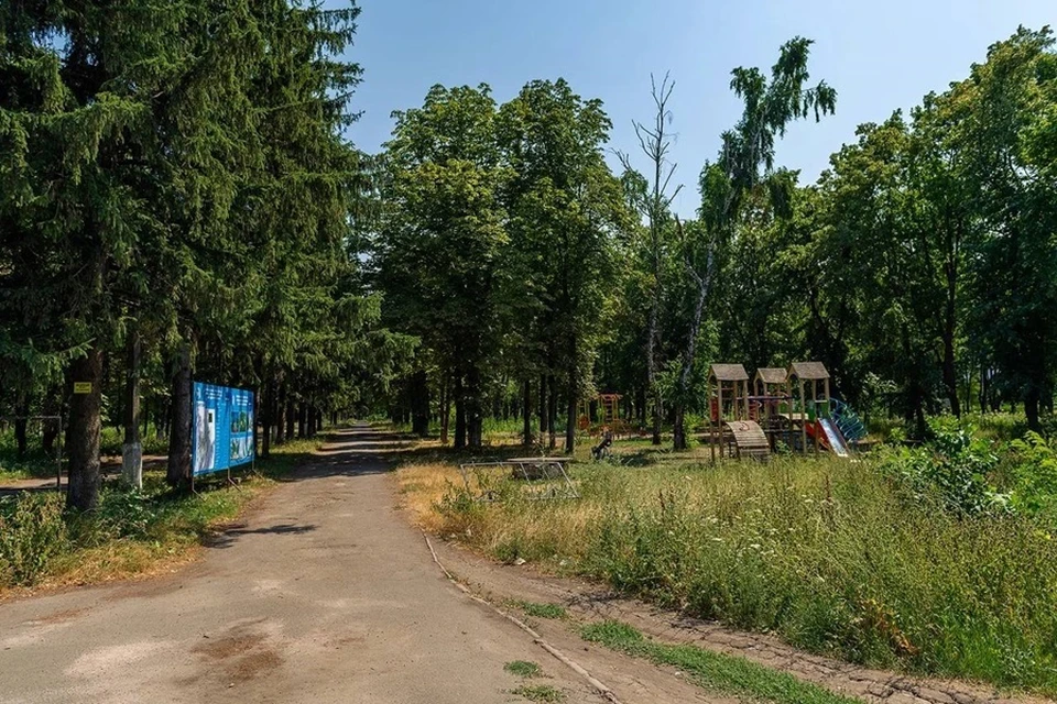 Ямальские специалисты помогут с благоустройством летнего парка в Волновахе ДНР. Фото: ТГ/Ямал рядом