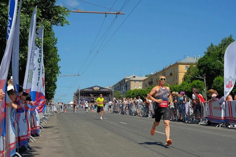 На старт забега вышли свыше 3000 человек. Фото: kirovreg.ru