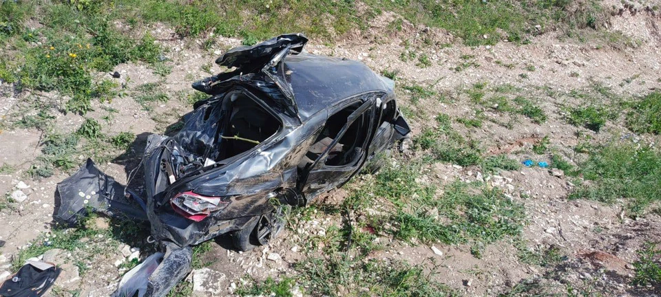 Водитель в больнице, пассажир скончался на месте