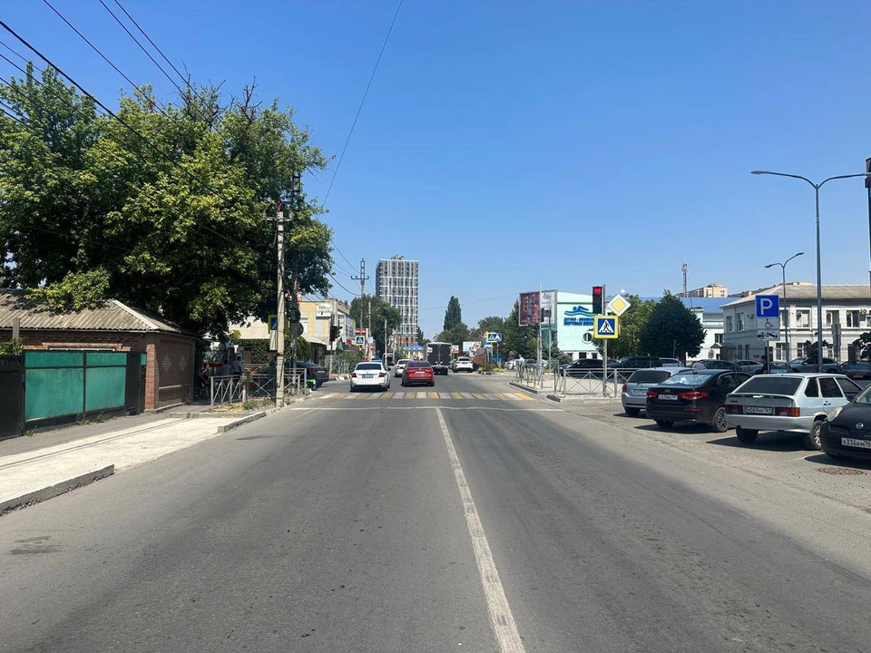 В Батайске водитель мотоцикла попал в больницу после столкновения с легковушкой Фото: УГИБДД по Ростовской области