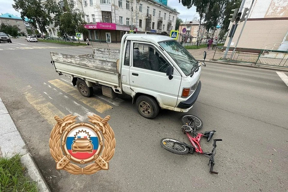 Грузовик сбил ребенка на велосипеде в Хабаровском крае Фото: Госавтоинспекция Советско-Гаванского района