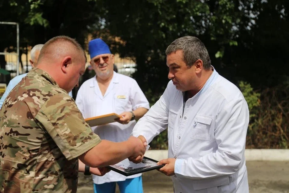 В Армавире городская больница передала автомобили для бойцов СВО Фото: пресс-служба администрации Краснодарского края