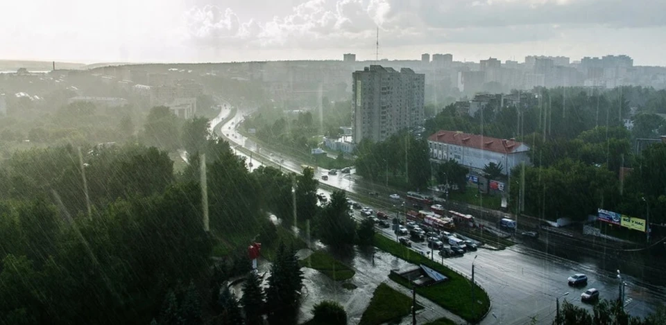 Также спасатели посоветовали установить на дом громоотвод.