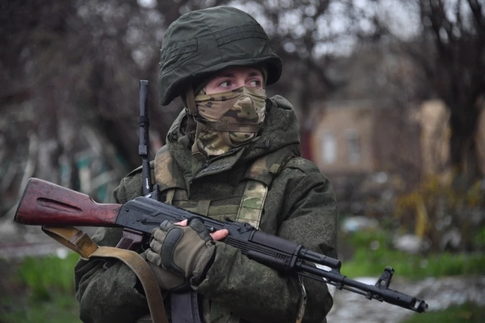 Российские военные оставили послание в доме курского села: Они старались не топтаться и извинились